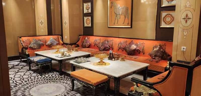 上海红辉会所KTV豪华包厢星空顶与真皮沙发