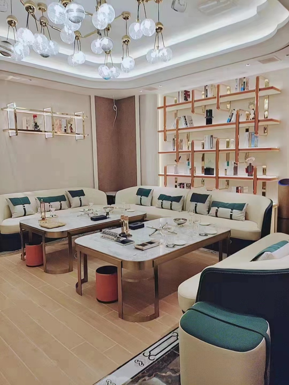 上海嘉和公馆商务KTV预订|沪宜公路人气夜生活聚集地