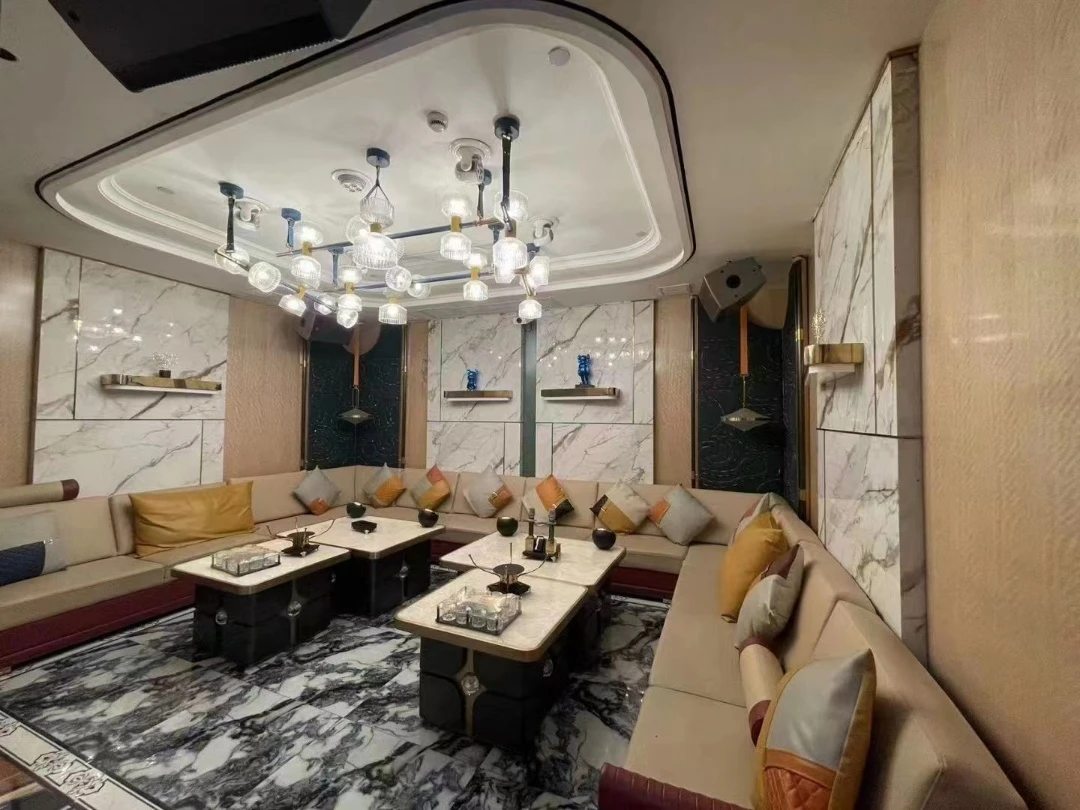 上海商务KTV至尊娱乐奢华包厢内部