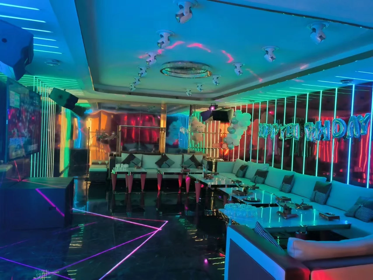 上海盘阳国际商务KTV预订_上海高端商务KTV包厢预订电话与微信