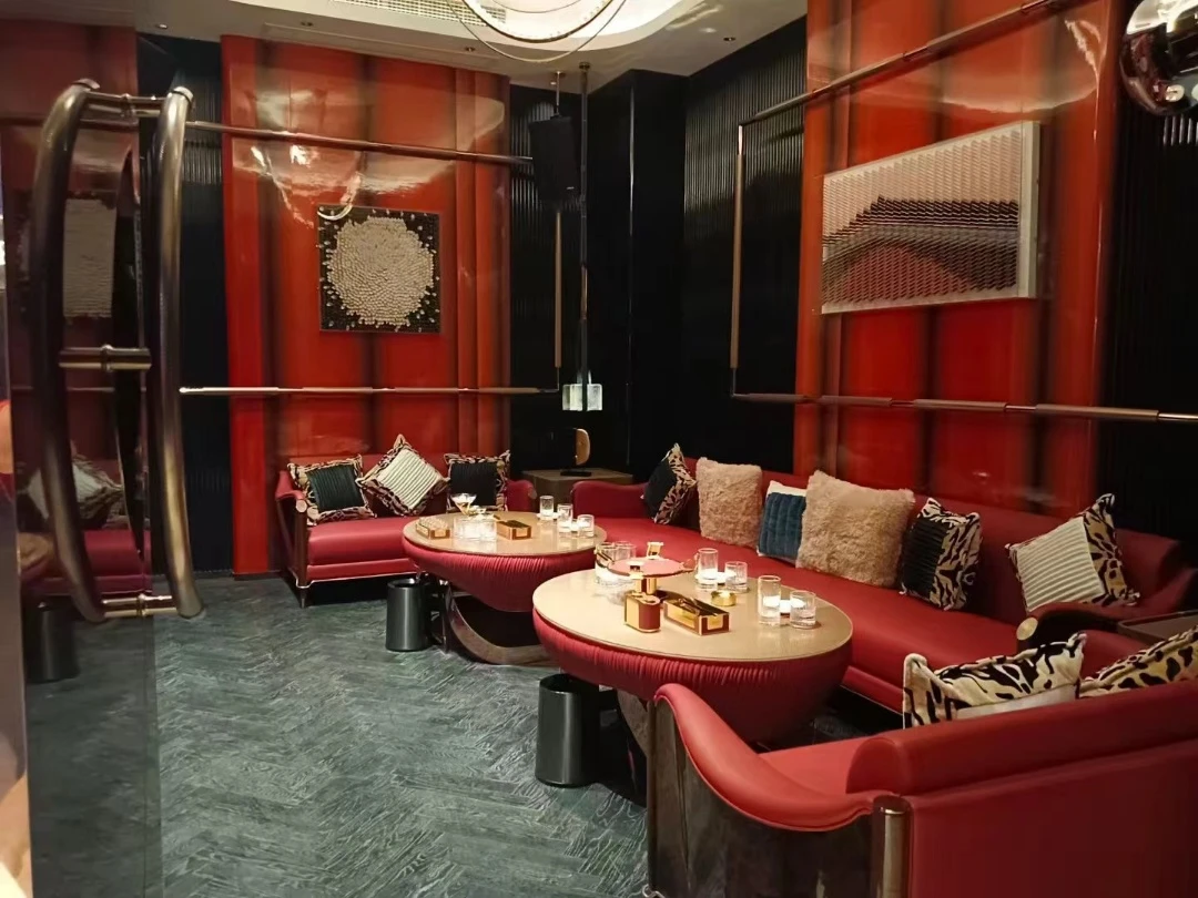 鸿悦汇商务KTV派对现场