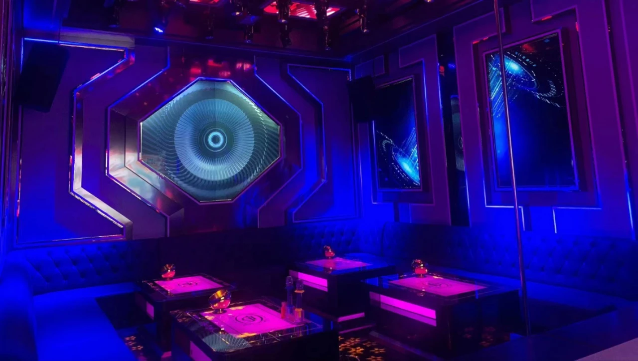 典范电音商务KTV虎丘店灯光舞台