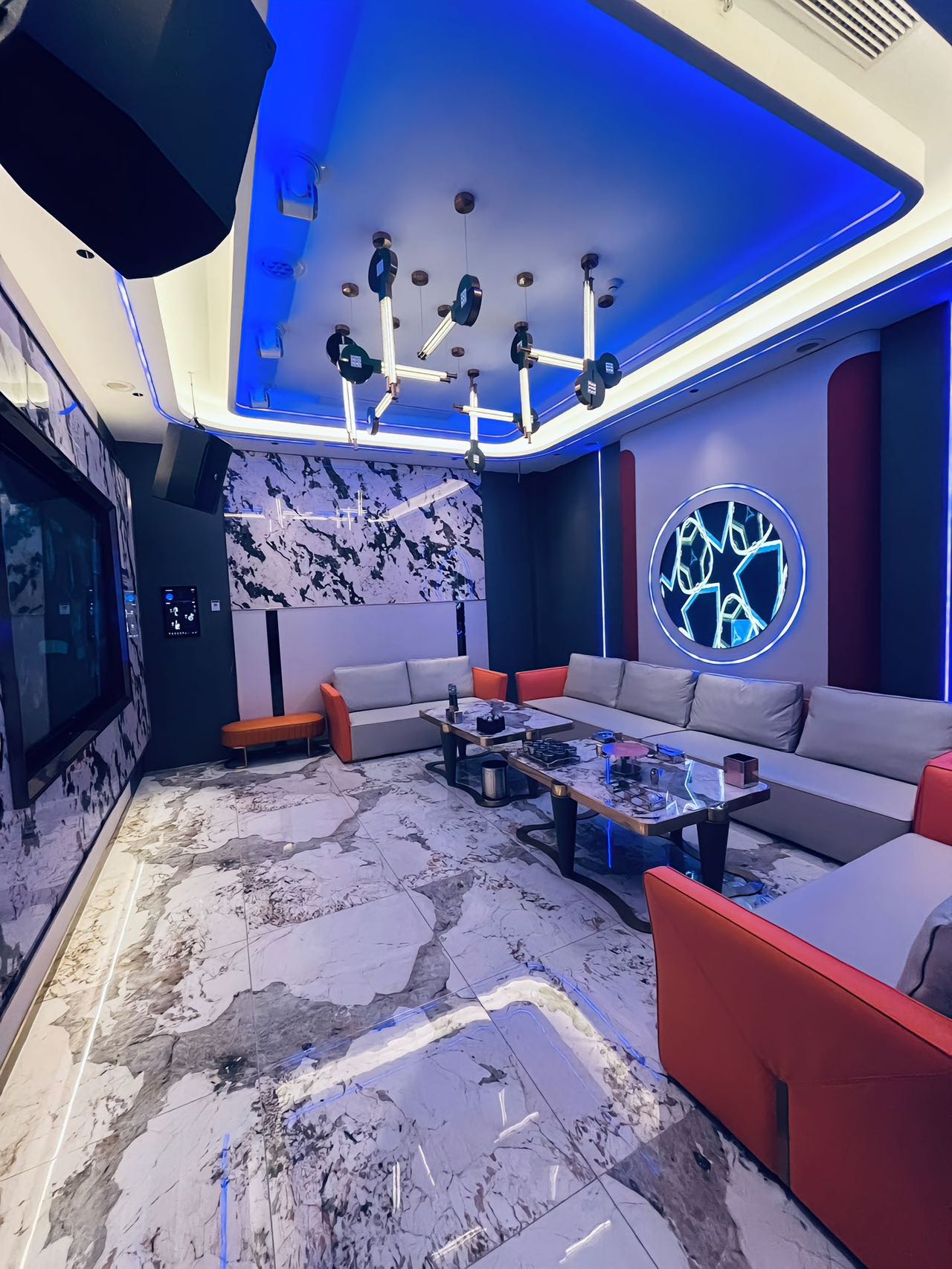 青岛云鼎会商务KTV精致小房