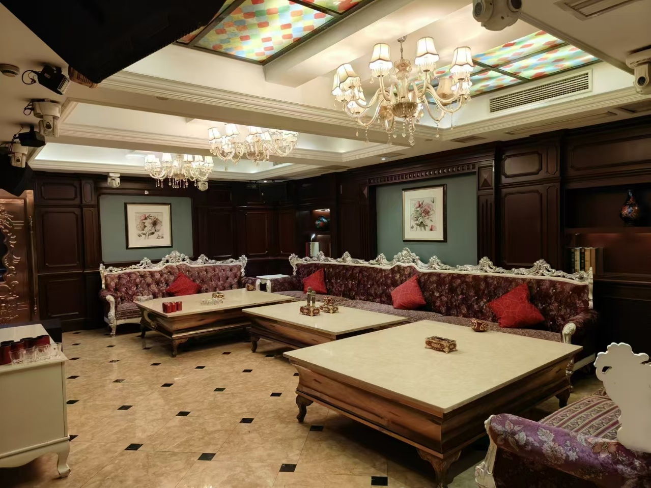 上海东名国际商务KTV预订_660/880佳丽任选_松江夜生活热门地标