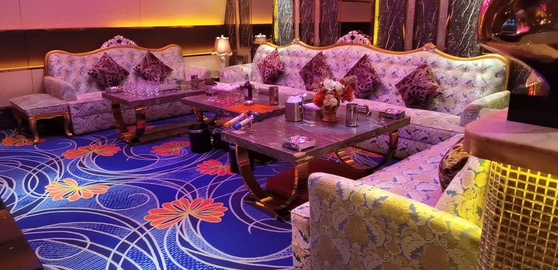 昆明紫金花商务KTV精致小食与酒水