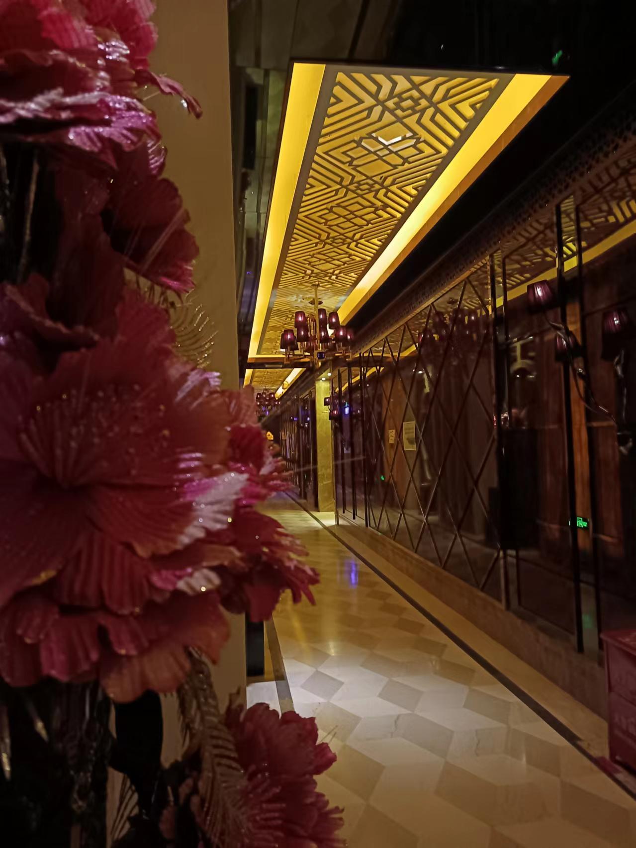 昆明新国汇商务KTV VIP走廊
