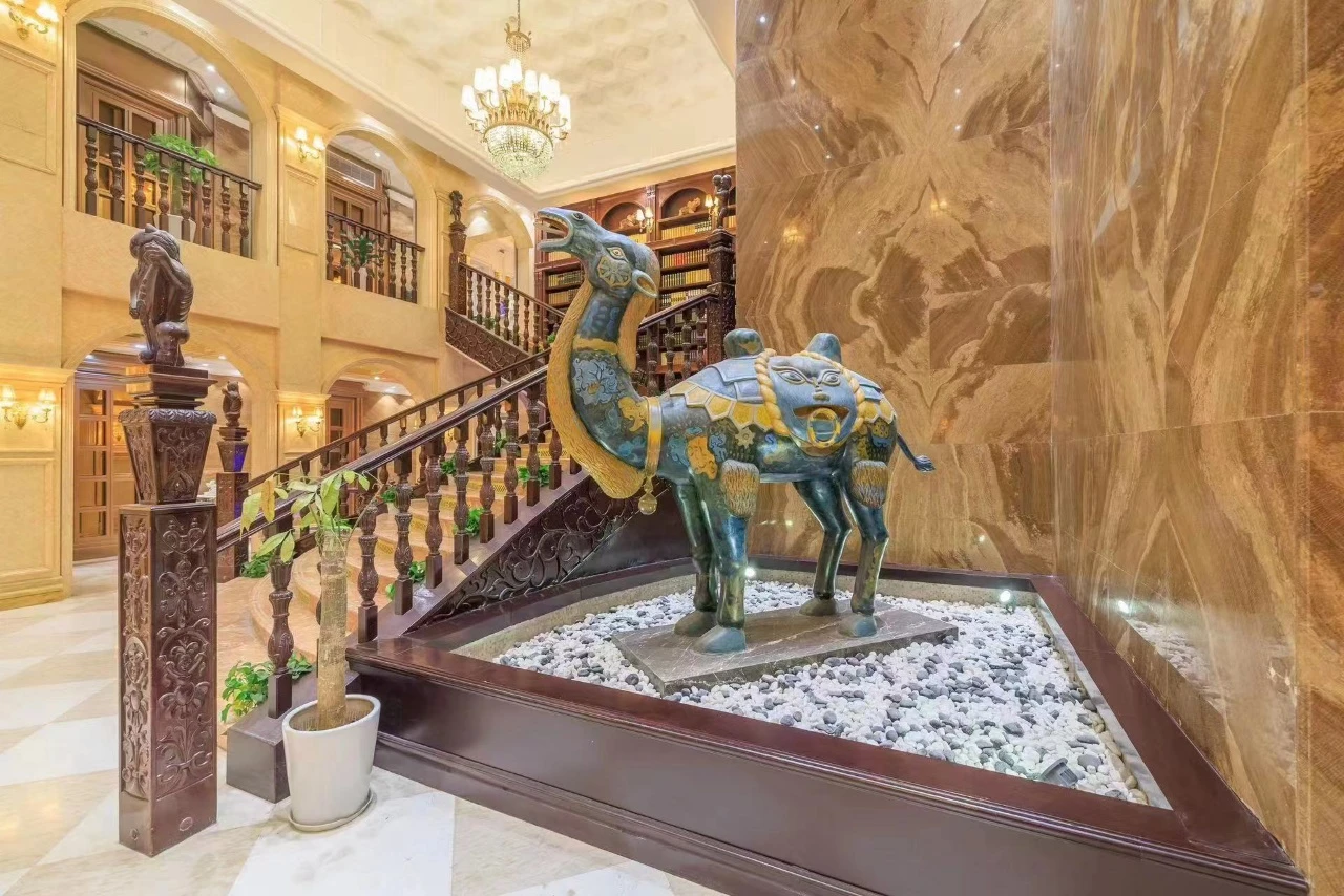 上海商务大上海KTV奢阔走廊