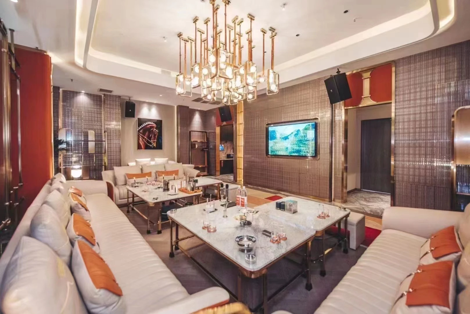 海口商务一代徍人KTV包厢内部