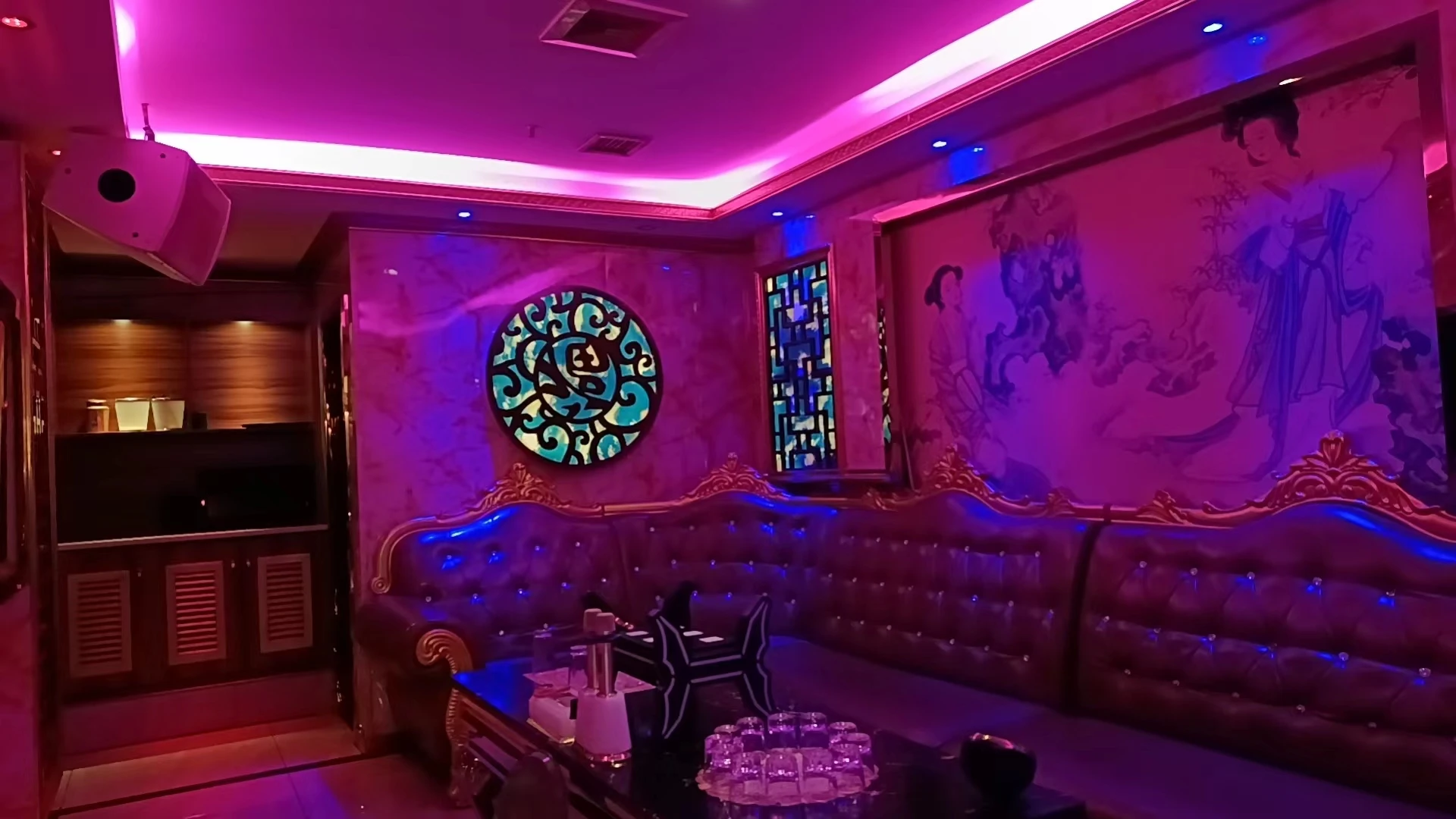 昆明汉都商务KTV夜景外观