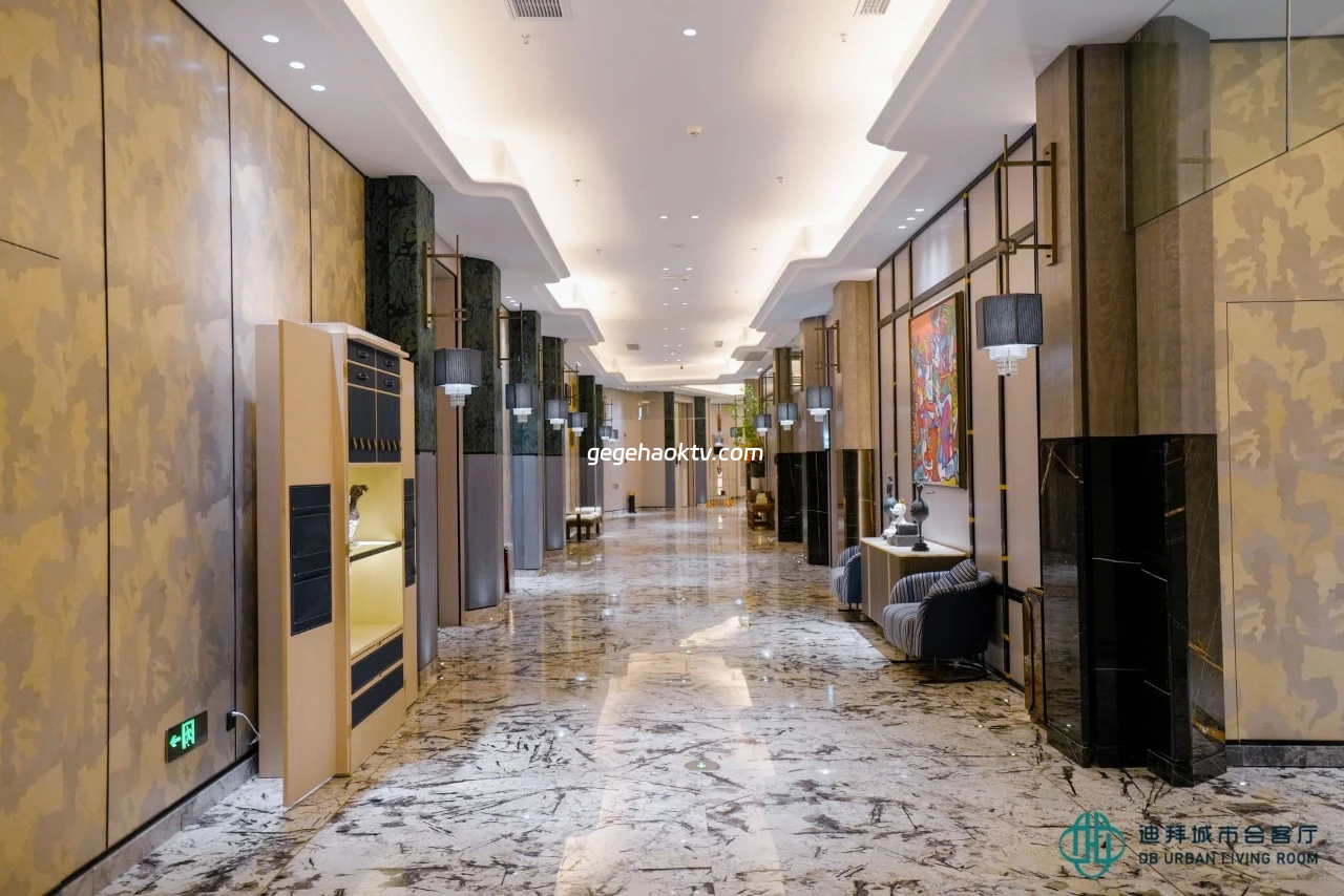 上海迪拜会客厅商务KTV服务人员团队