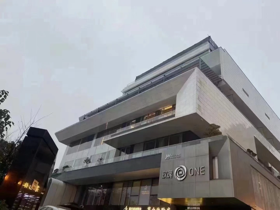 西安沃利游艇荟商务KTV线上预订：城市夜色与游艇灵感的隐秘合奏