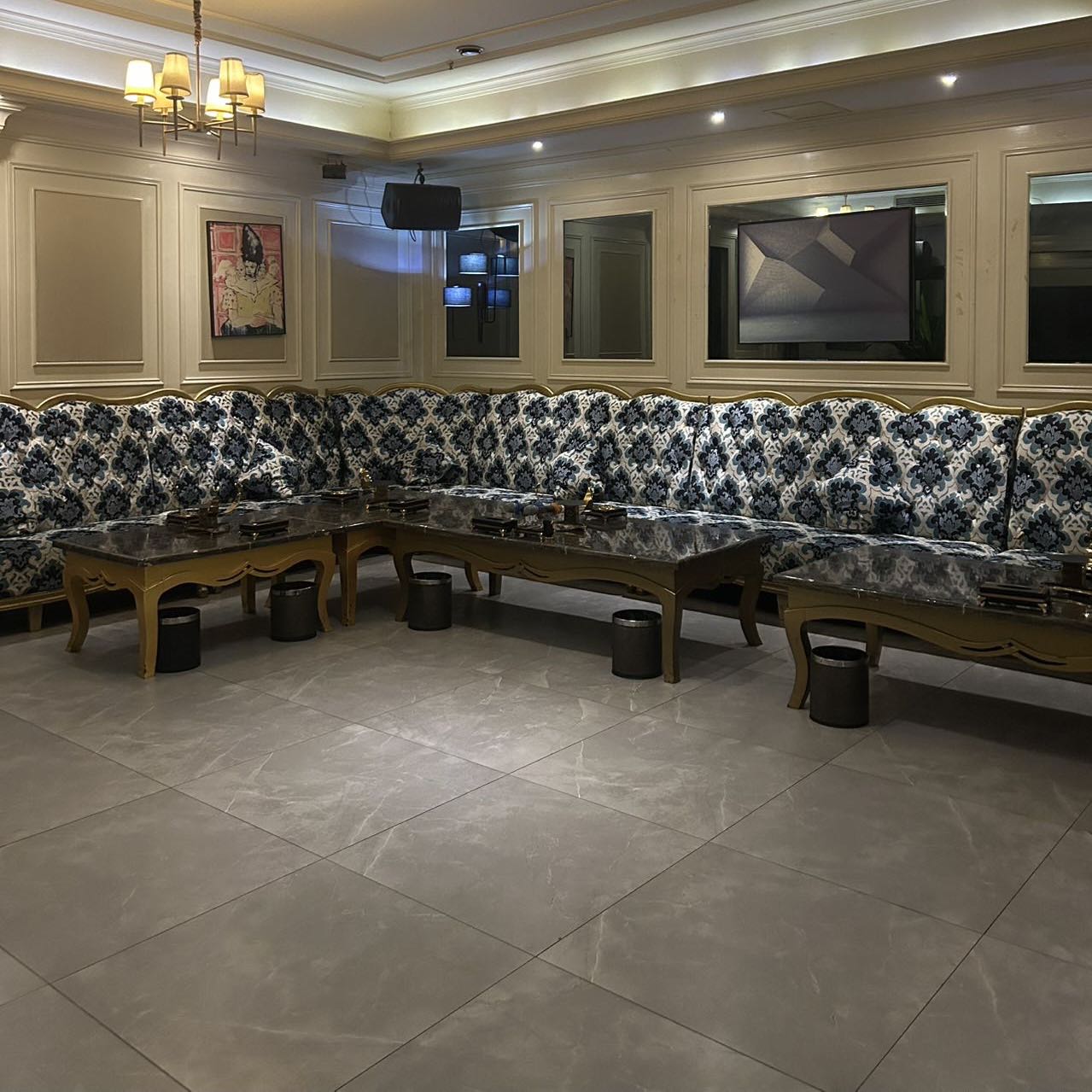 盛世年华商务KTV重庆渝中中包布局