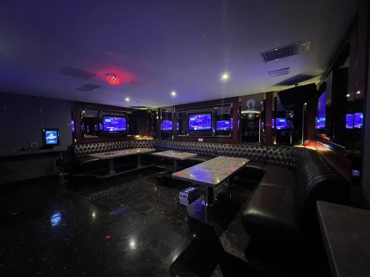 青岛星海汇商务KTV奢华包厢内部