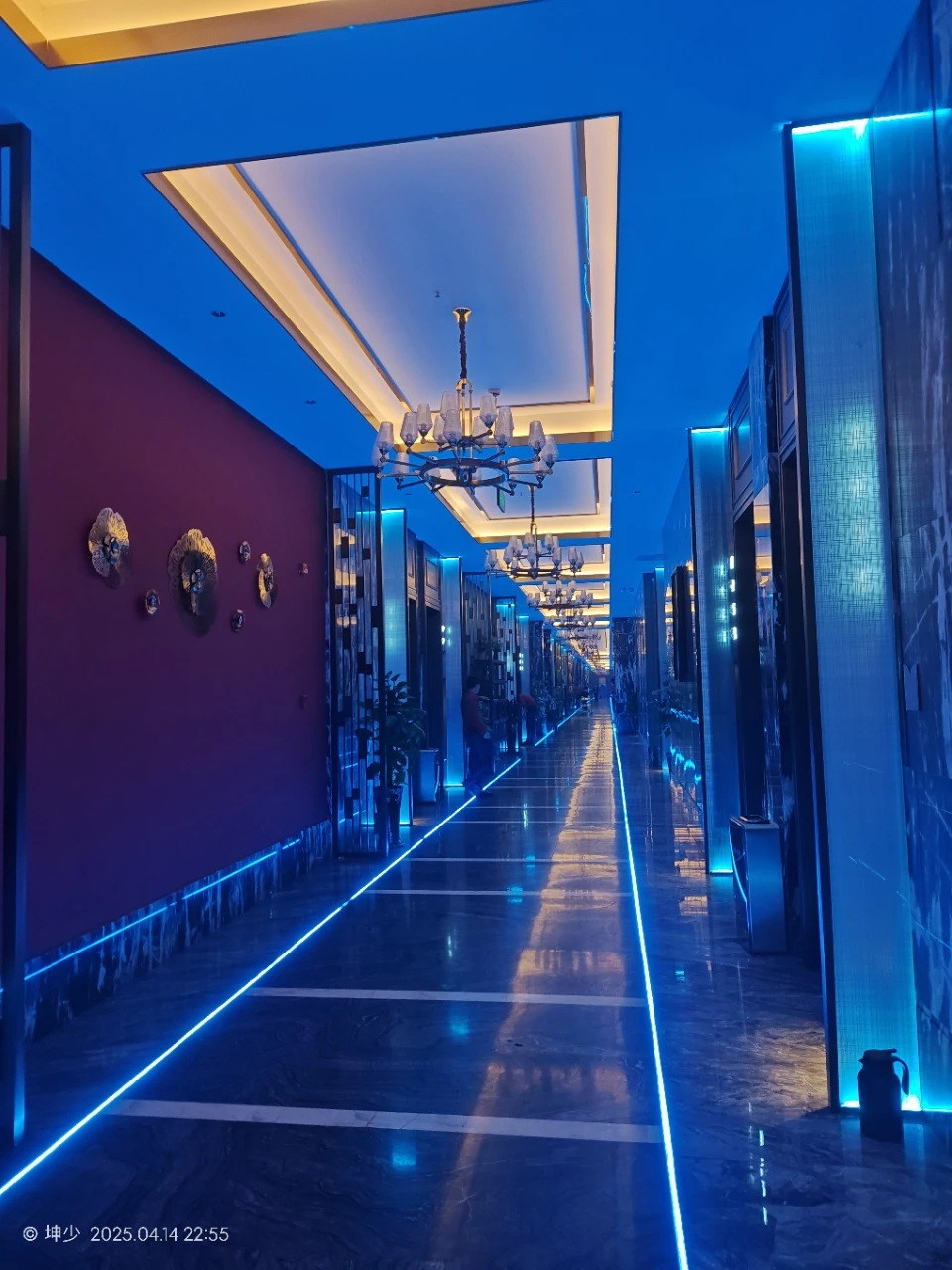 武汉星月汇商务KTV在线订房|都市夜航者的星空坐标