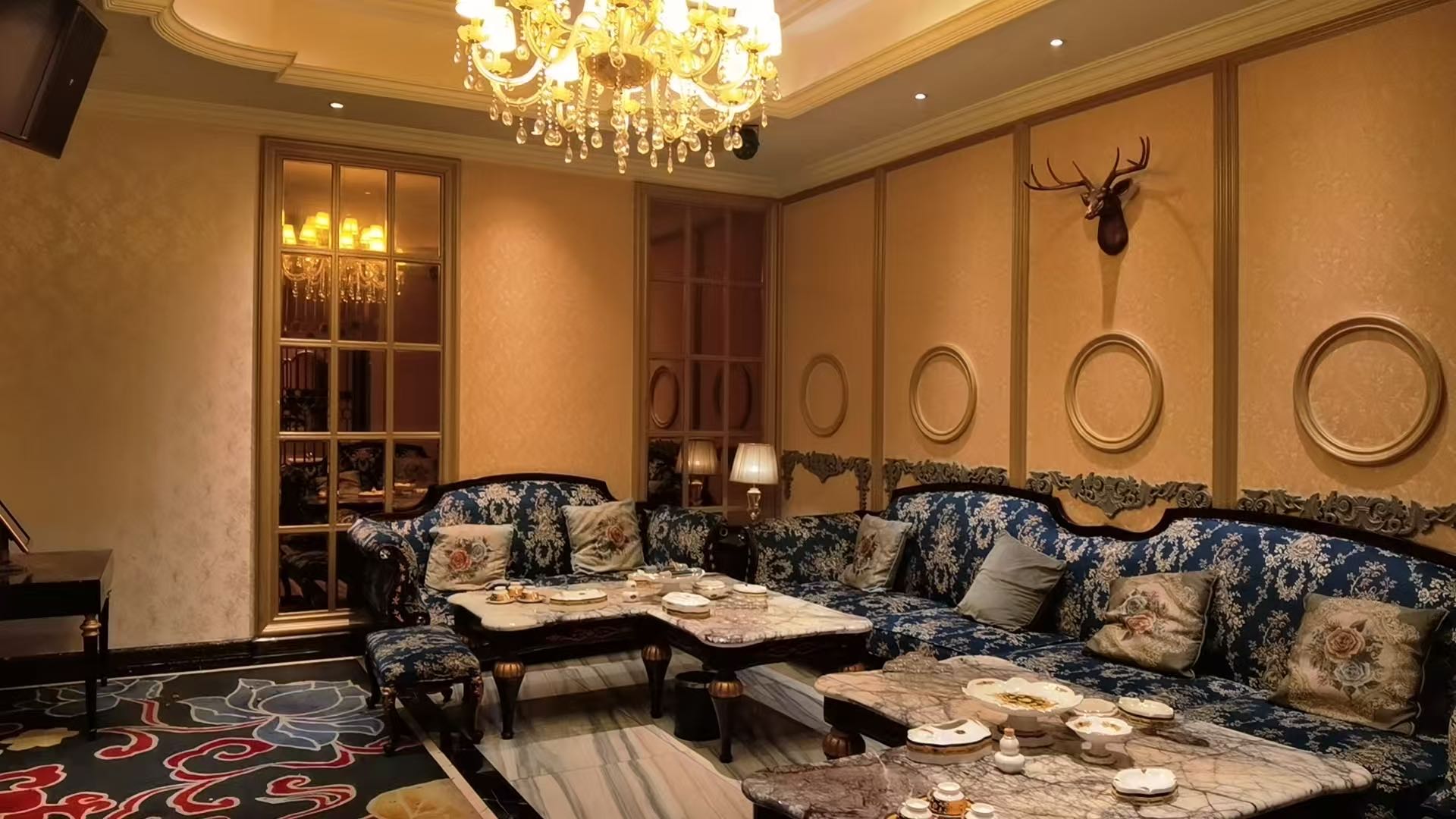 武汉金沙国际会所商务KTV走廊韵律