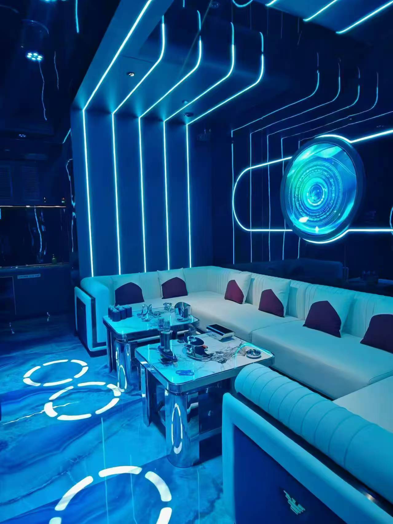 武汉百乐门商务KTV预订：夜未央，梦不止