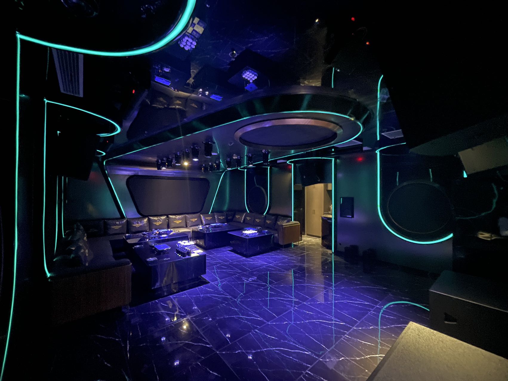 南京江宁区LJParty商务KTV预订 | 商务宴请首选场所