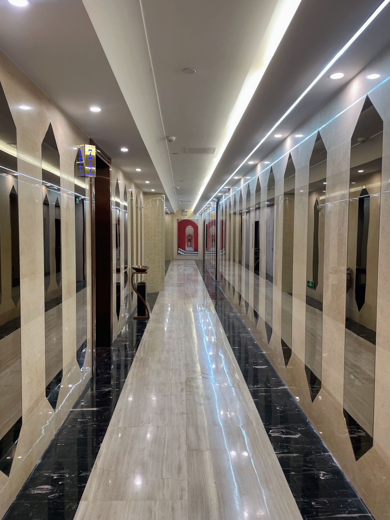 青岛开元名都商务KTV星空包间