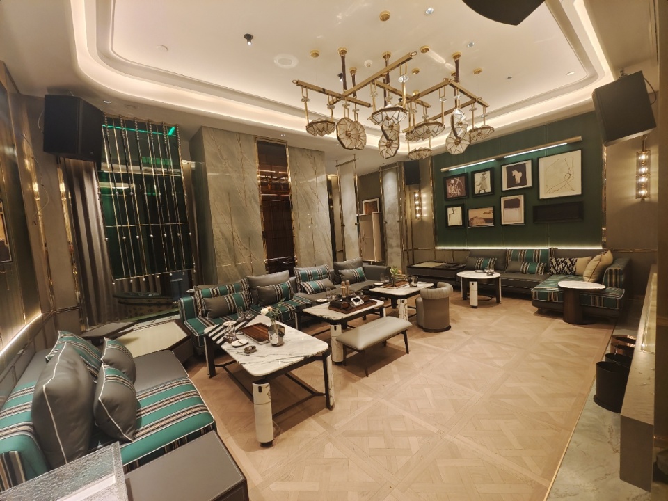 上海环球国际商务KTV预订|613起尊享悦汇KTV夜生活