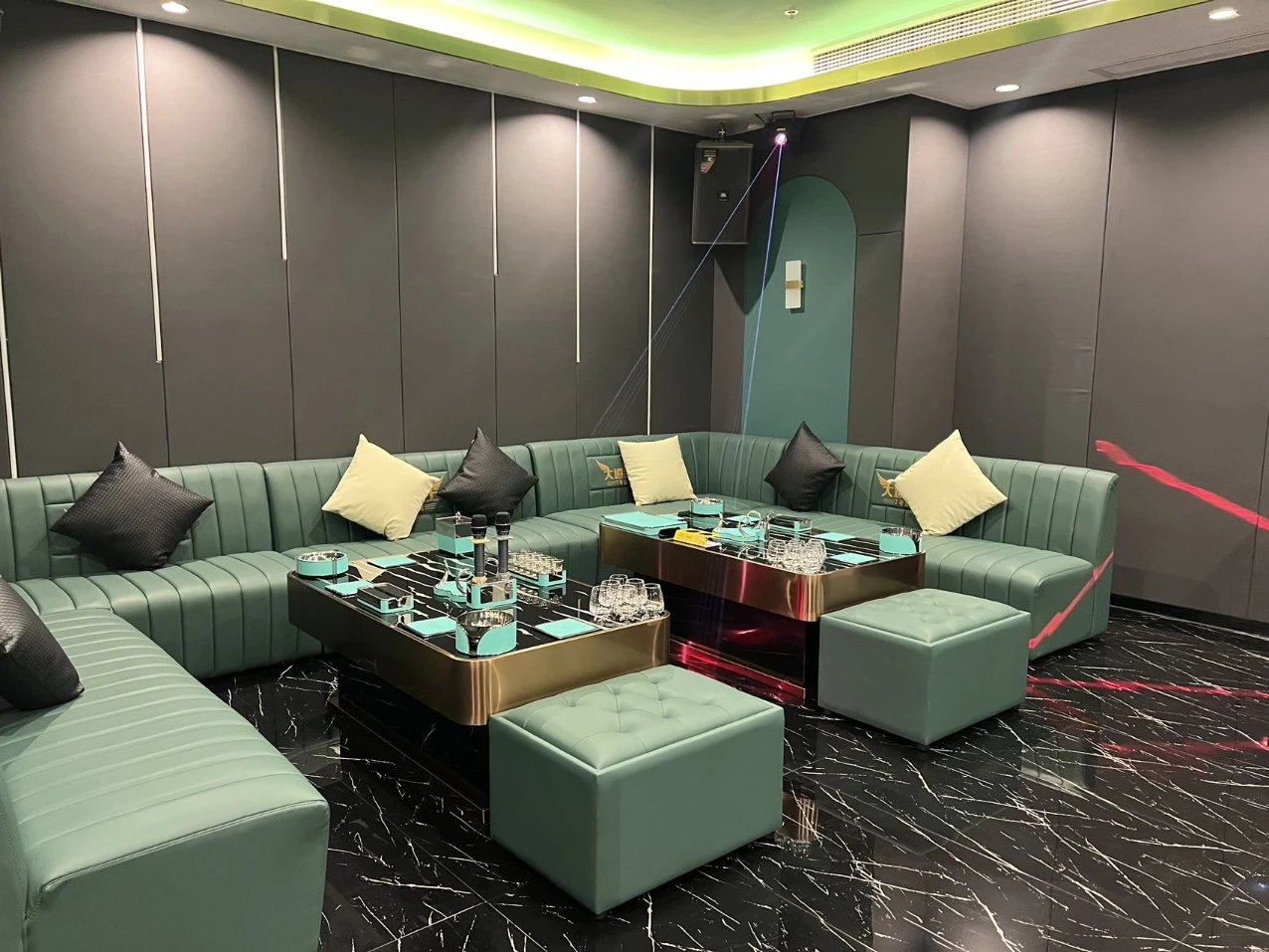 魔都大道至上商务KTV夜景视角