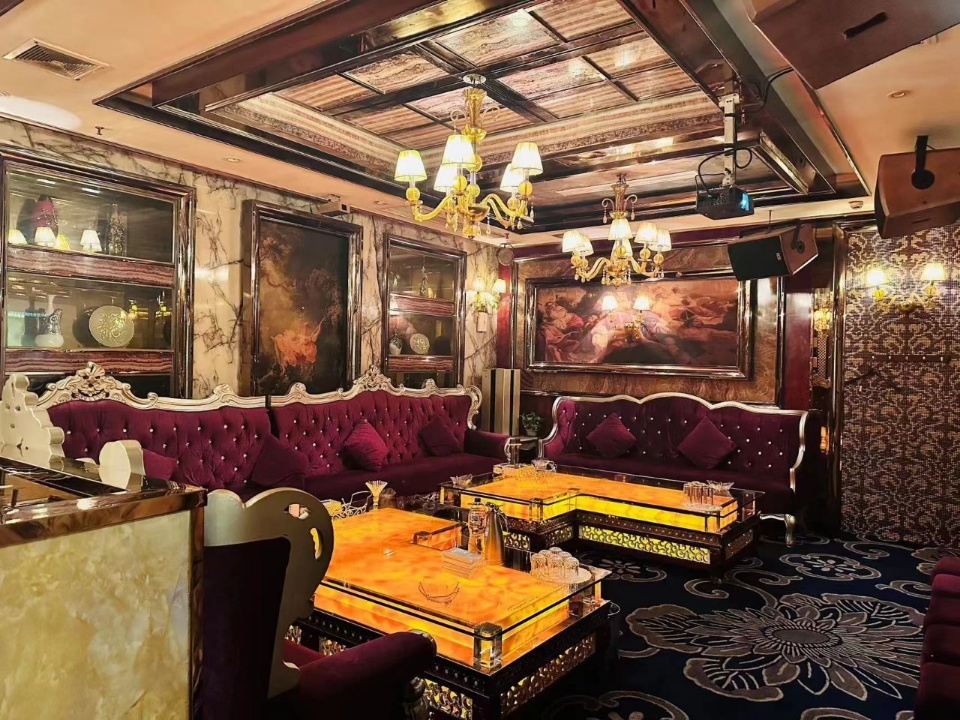 上海花好月圆商务KTV预订|上海夜生活高端包厢首选