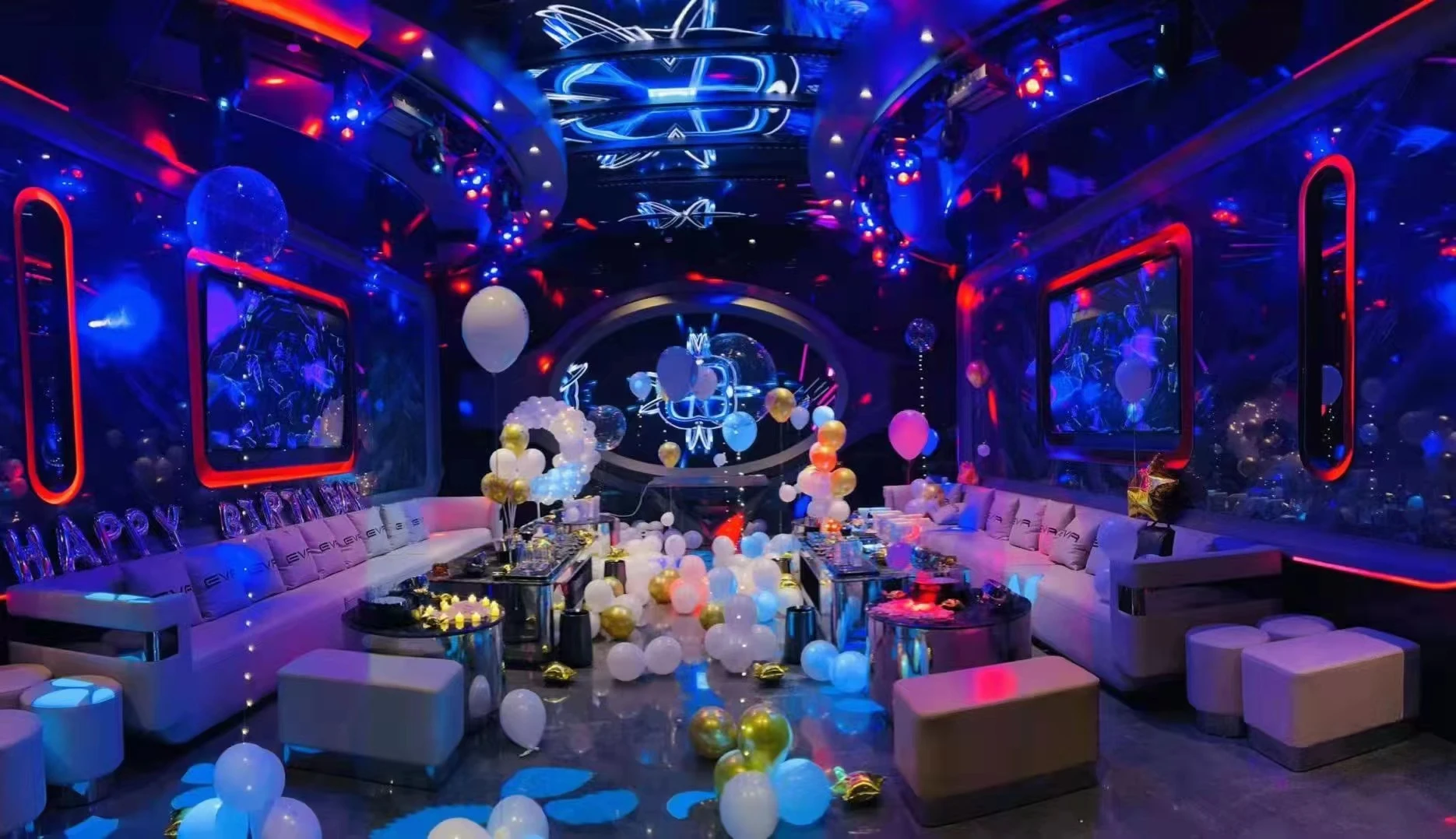 宁波EVA party商务KTV城市天际线包厢