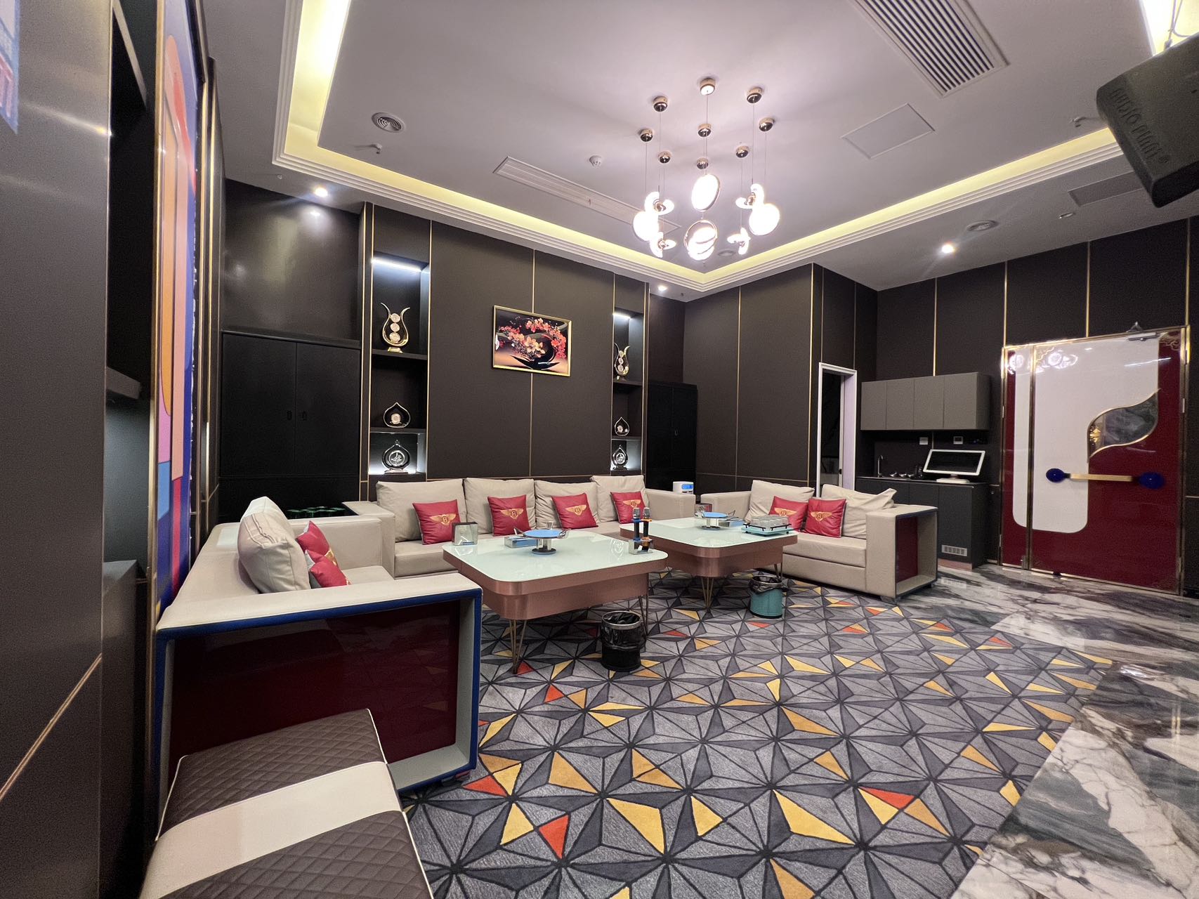 银河会商务KTV管家式服务