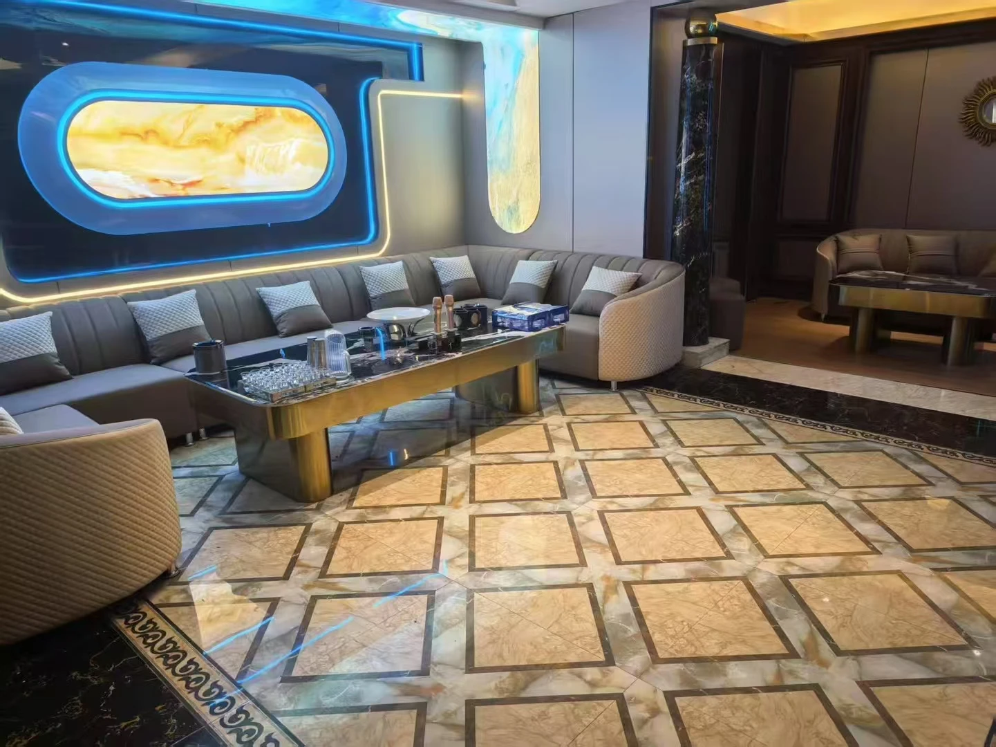 泉州商务KTV总统大包厢