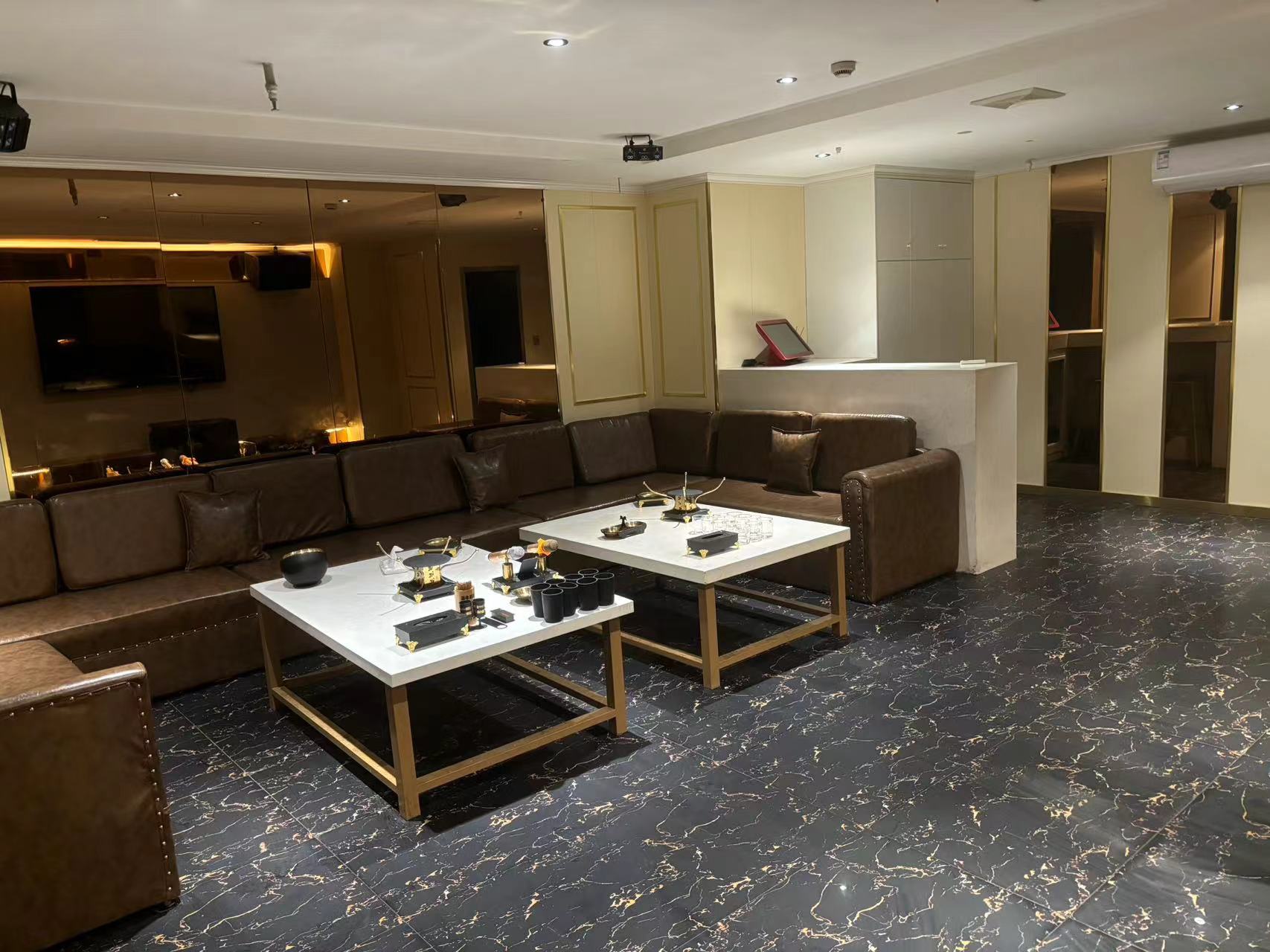 扬州江都百乐门商务KTV会所预订_高端夜场包厢价格透明