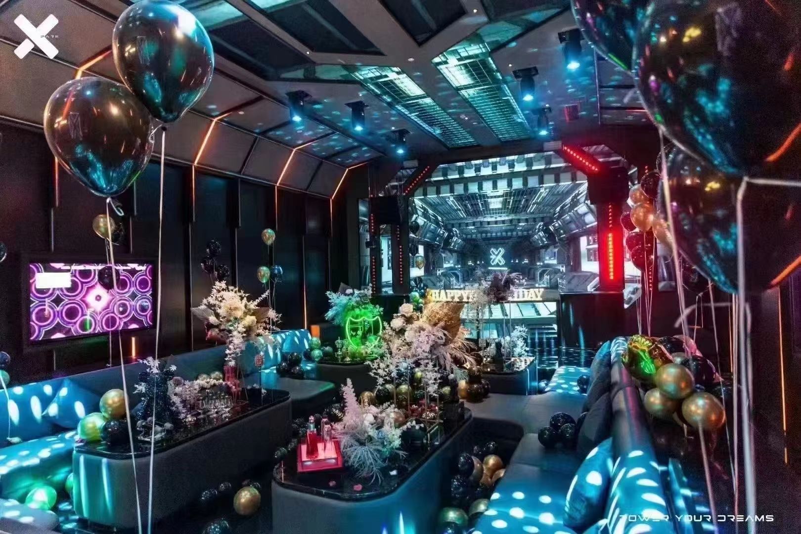 昆明XPARK PARTY商务KTV尊享大包夜景视角