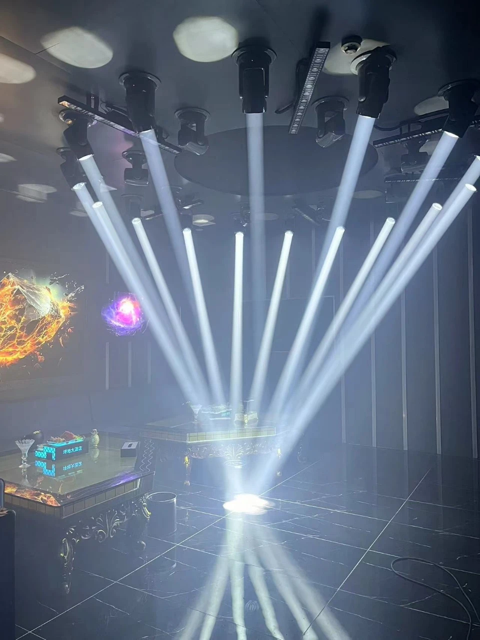 坪地大酒店商务KTV包房全景