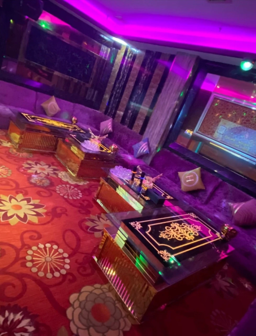 上海梦都商务KTV走廊