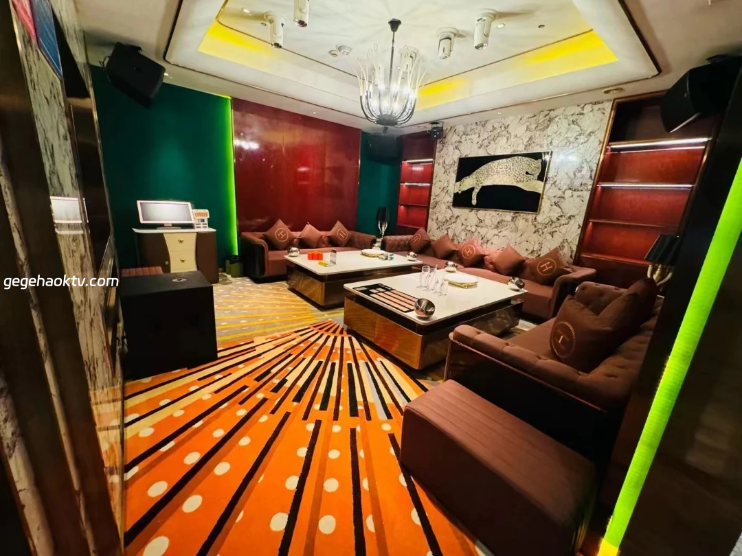 商务KTV奢华休息区