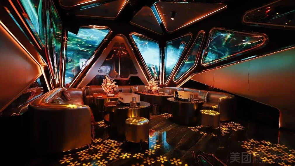 格莱美商务KTV青岛崂山区豪华包厢内部