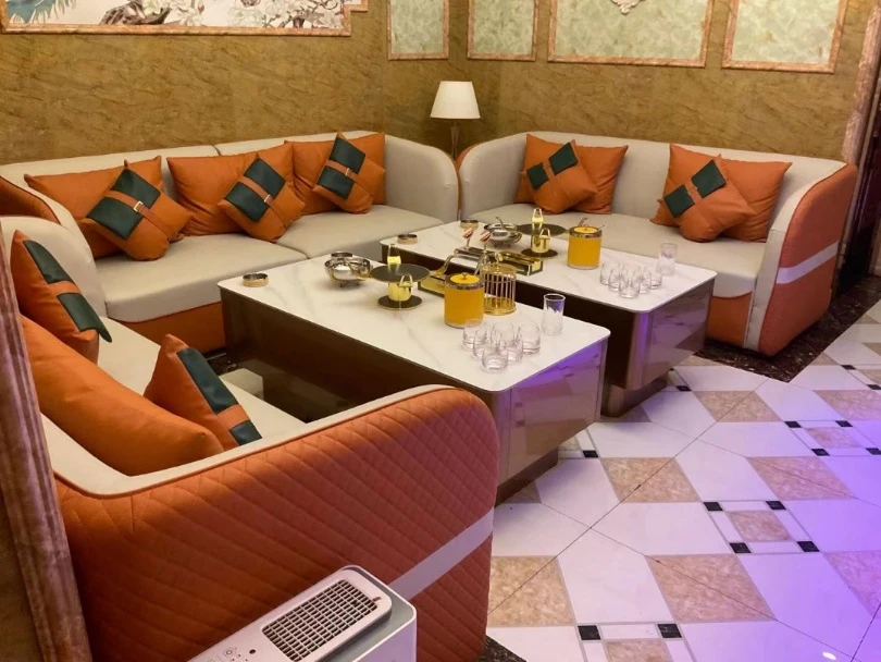 国色天香商务KTV精致包厢