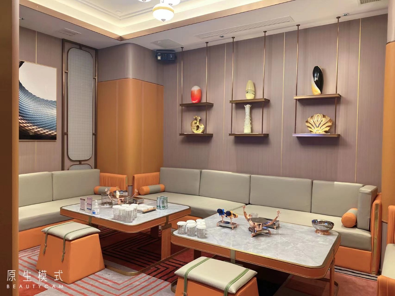 上海壹号公馆商务KTV豪华包厢