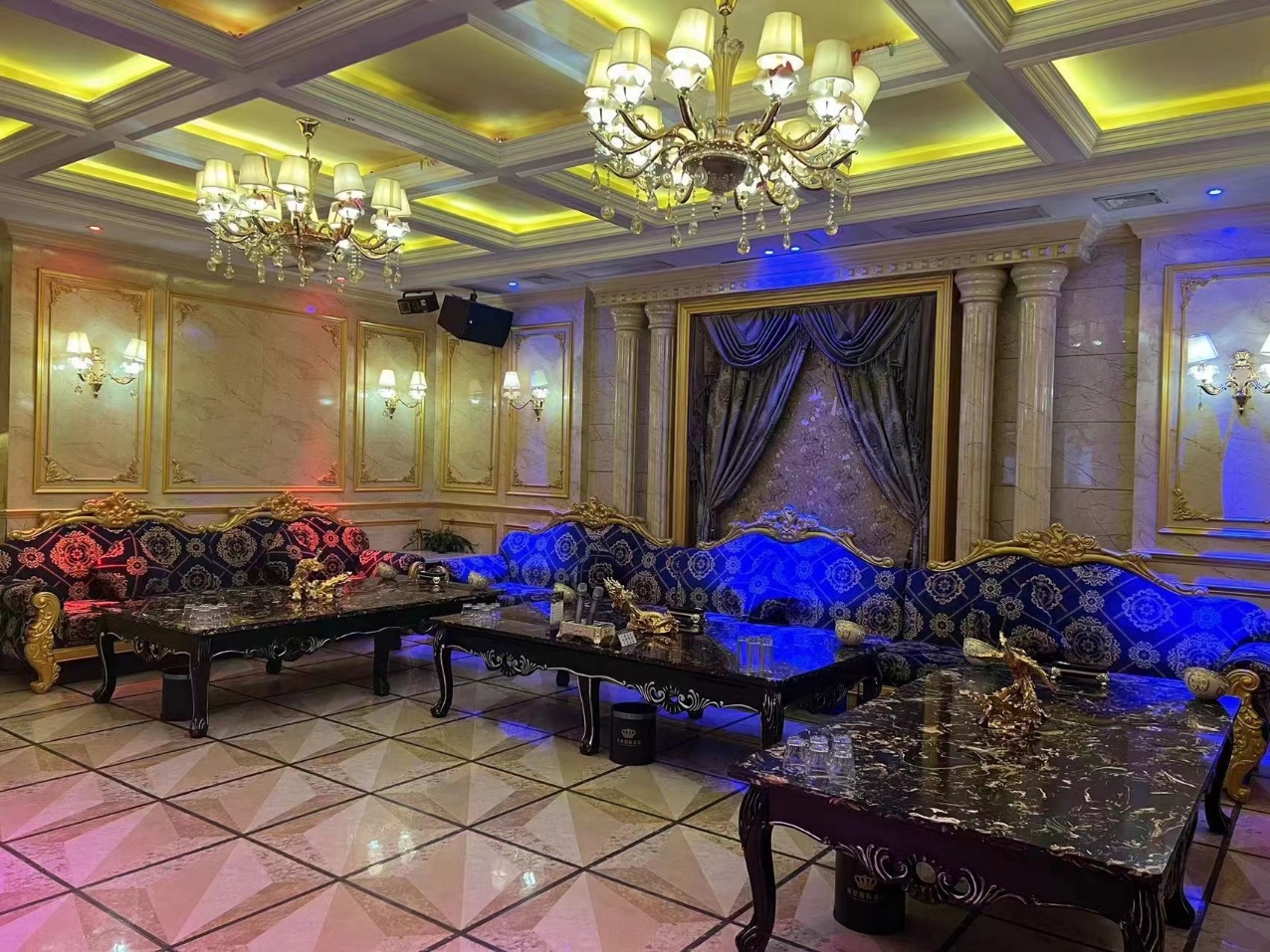 夜幕国际商务KTV主题包厢内景