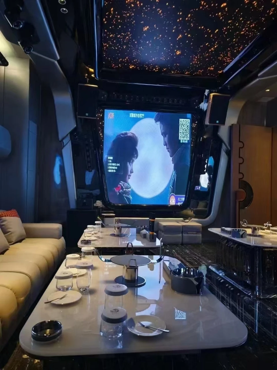 上海繁融会客厅商务KTV预订|上海商务KTV包厢价格|上海KTV夜生活