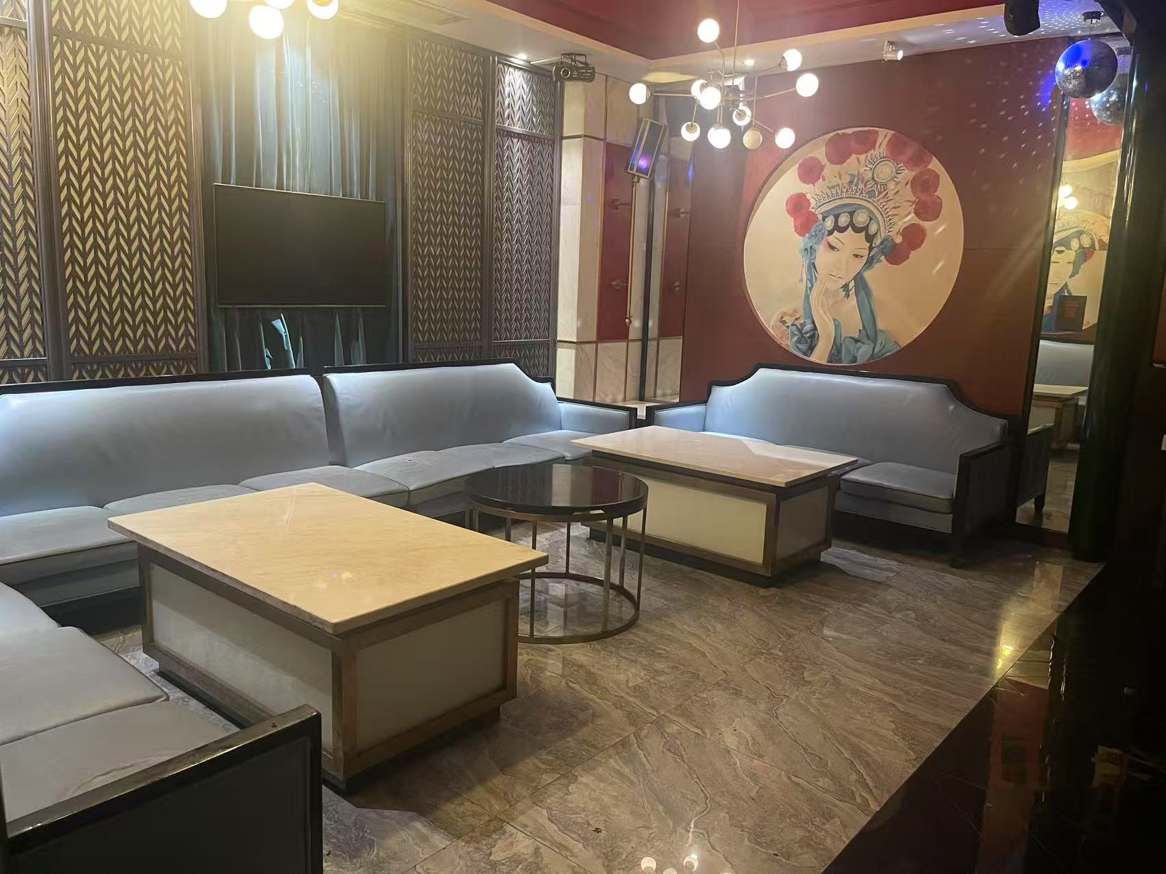 南昌商务KTV天玺国际商务会所豪华包厢