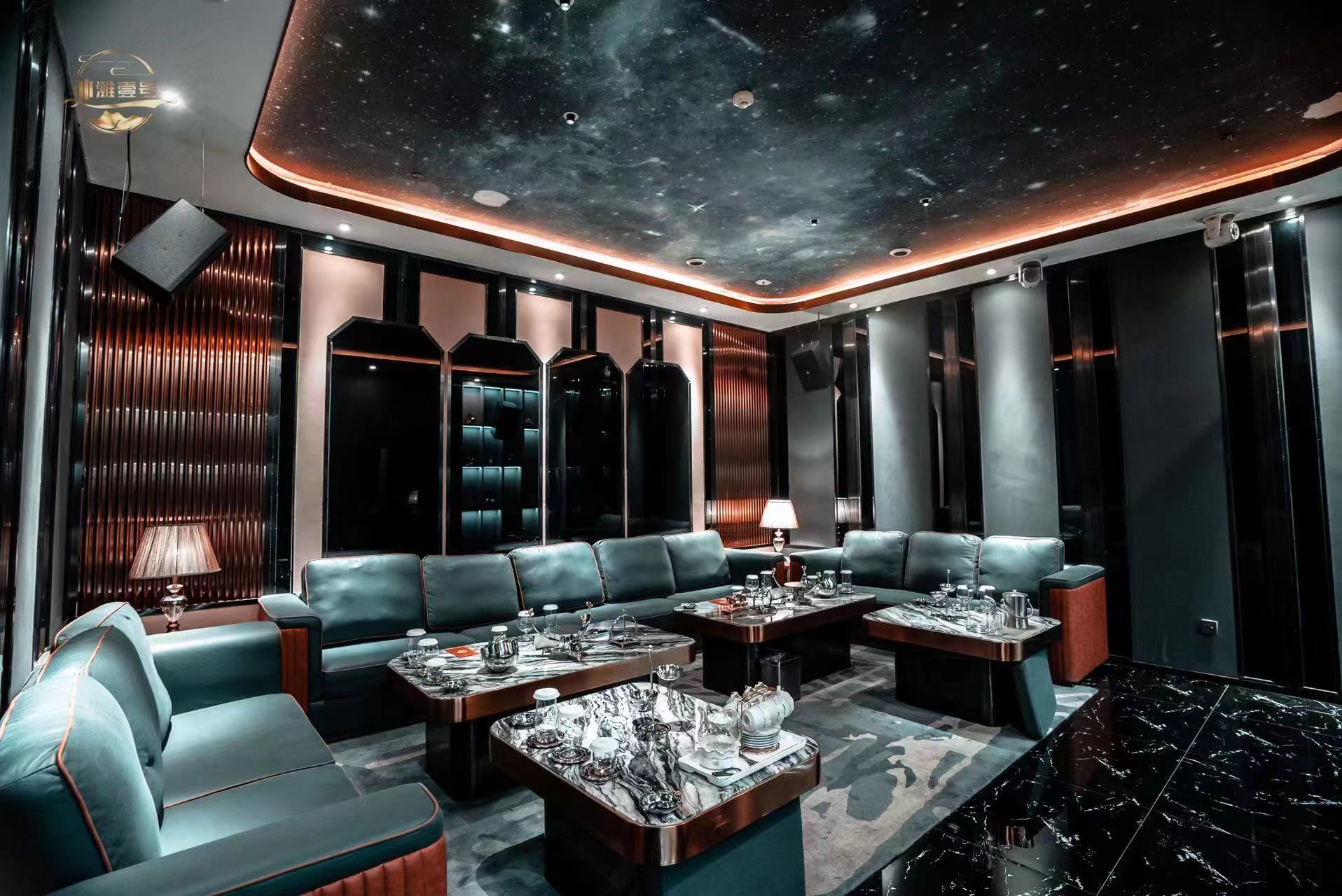 重庆外滩壹号商务KTV奢华包厢内部