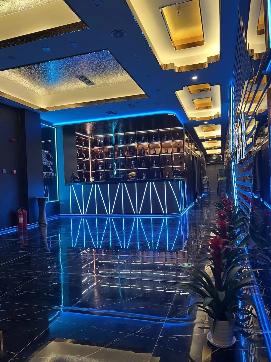 名海娱乐商务KTV生日主题布置