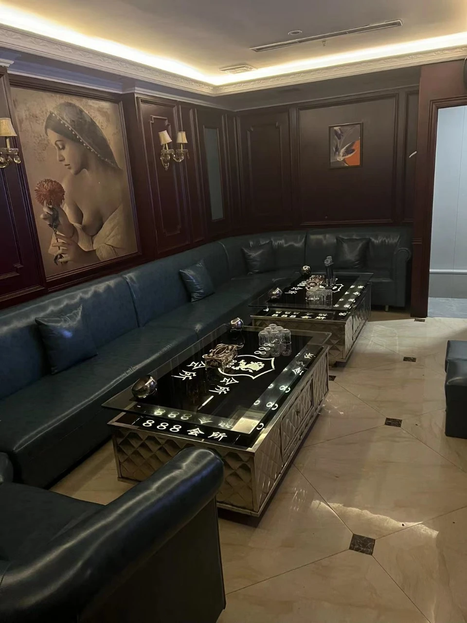 上海江苏饭店商务KTV走廊灯光