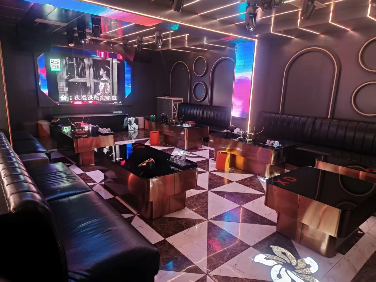 南宁丽晶汇商务KTV全景走廊