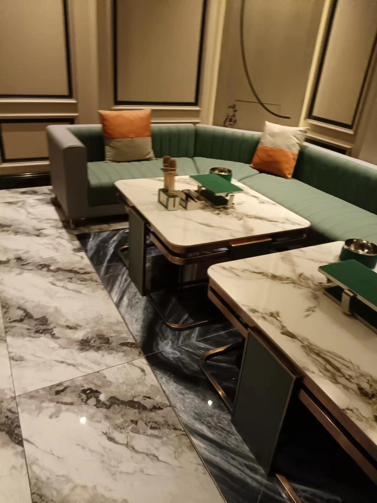 上海仙姿国际商务KTV豪华走廊