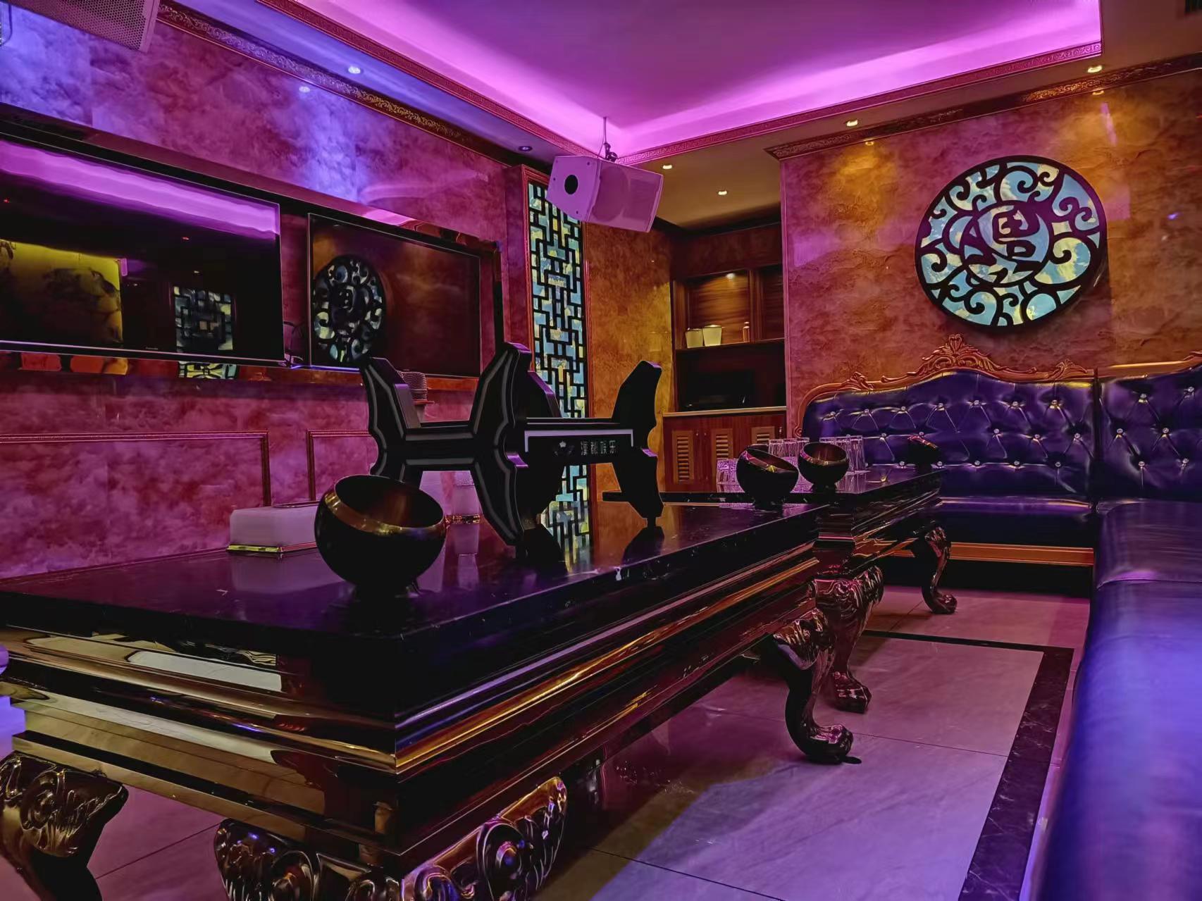 昆明汉都商务KTV走廊灯光