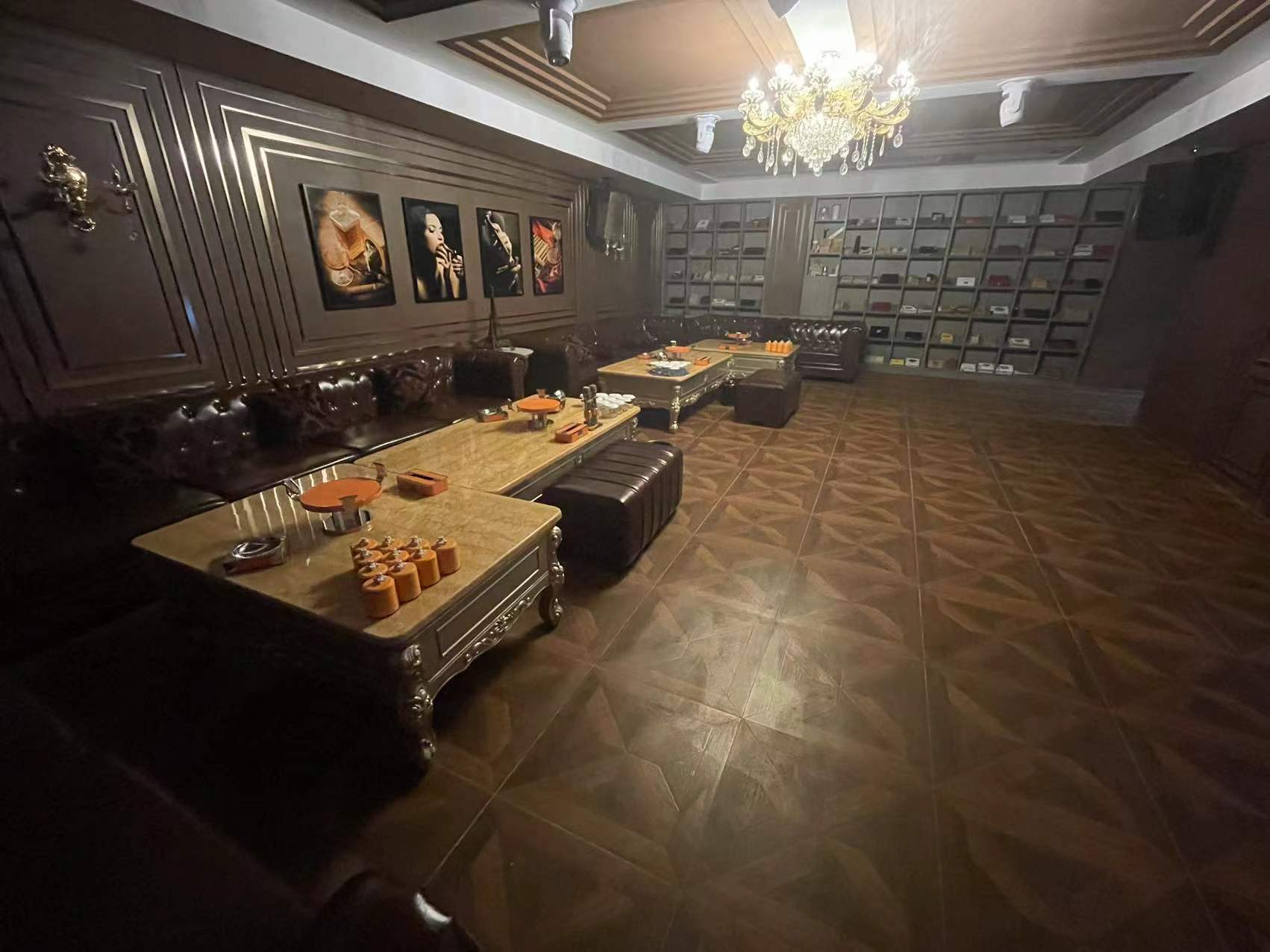 商务KTV走廊艺术光影