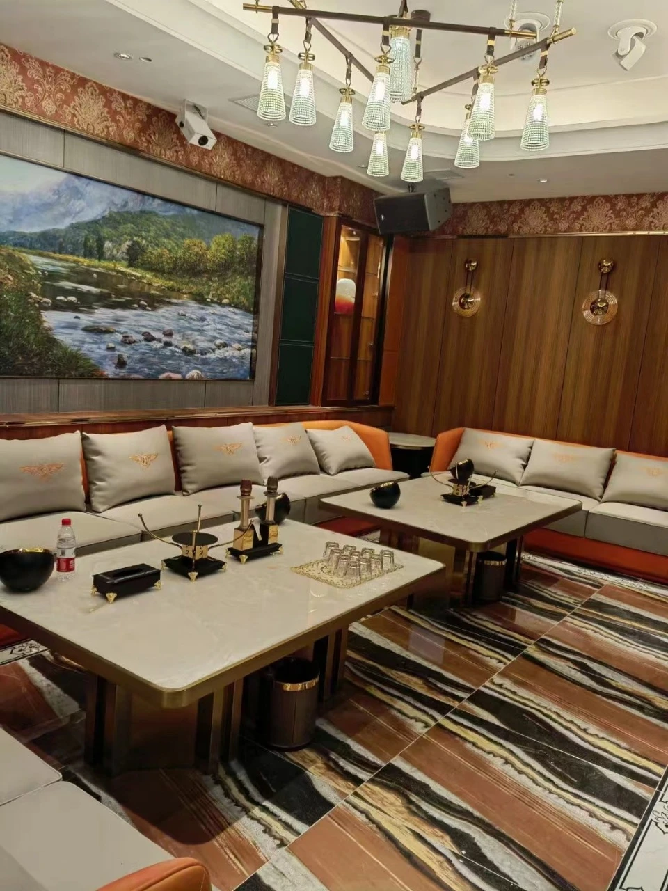 上海浦城商务KTV外观夜景