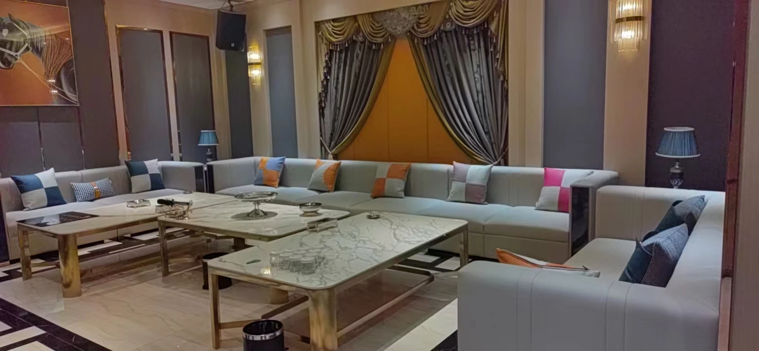 青岛黄岛商务KTV开元名都服务人员