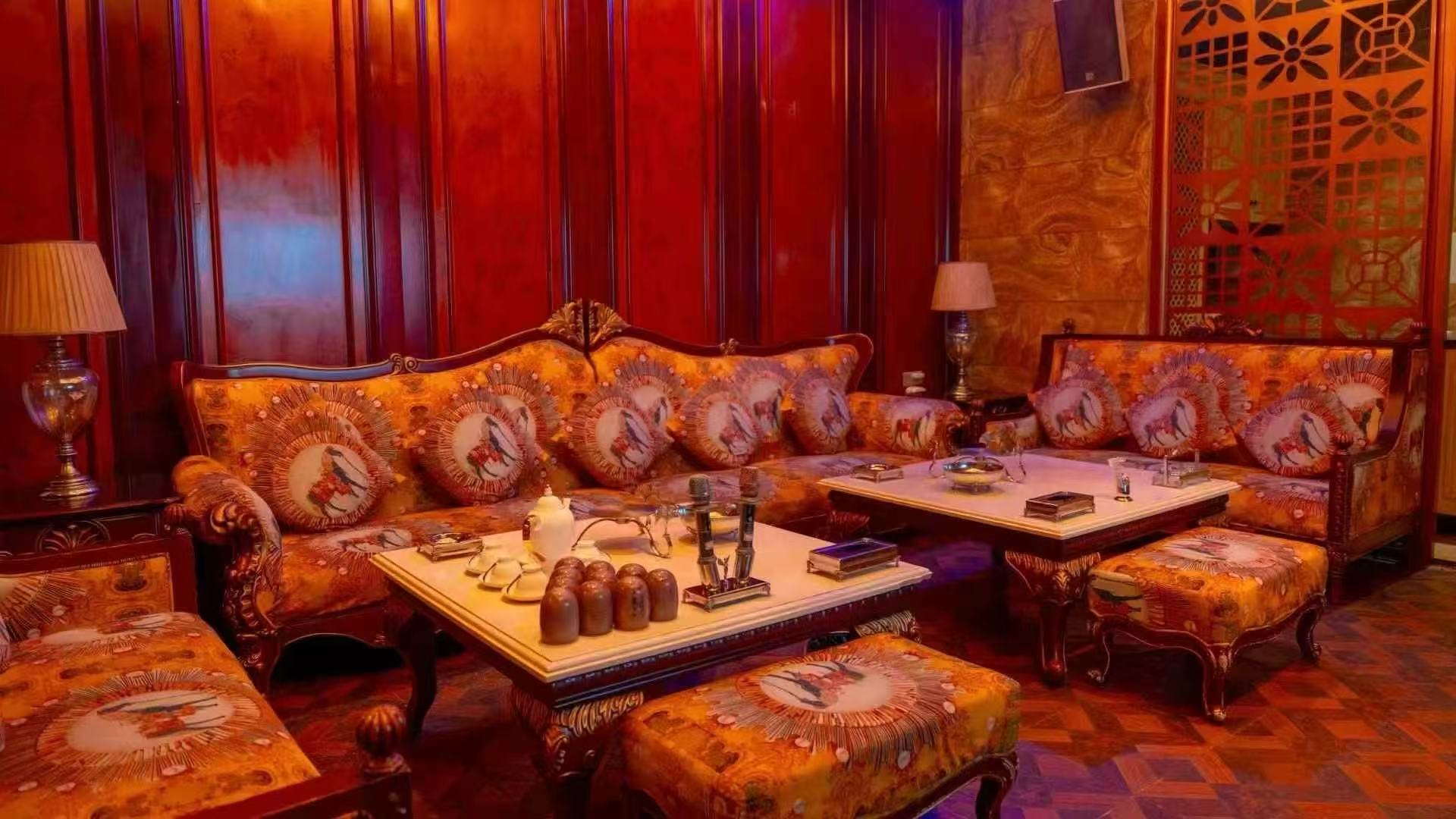 保定8克拉商务KTV预订_畅享甄空与gong主的极致夜