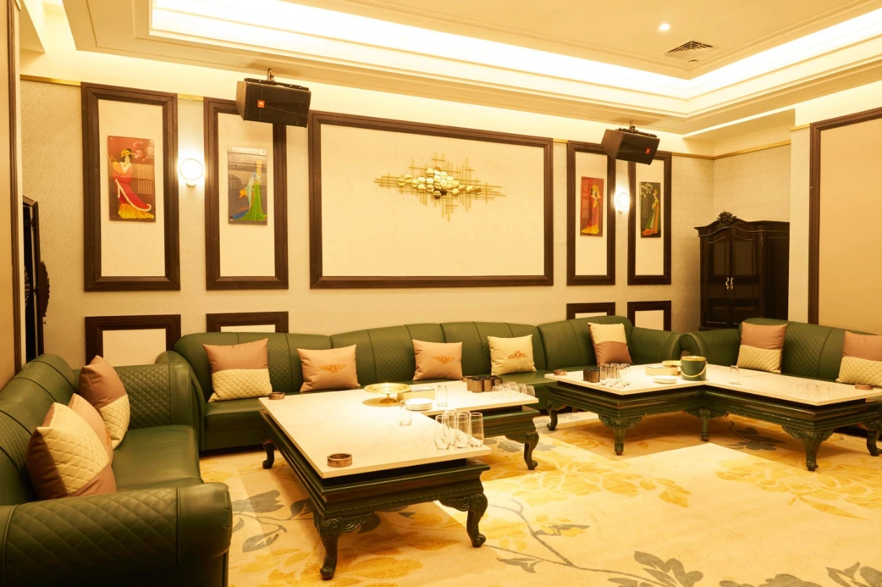 上海首府商务KTV走廊灯带氛围